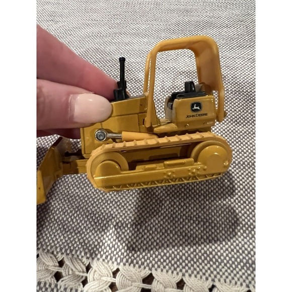 Ertl John Deere Die Cast John Deer Bull Dozer, John Deere 4 WD Tractor, EUC, Toy - Picture 6 of 9